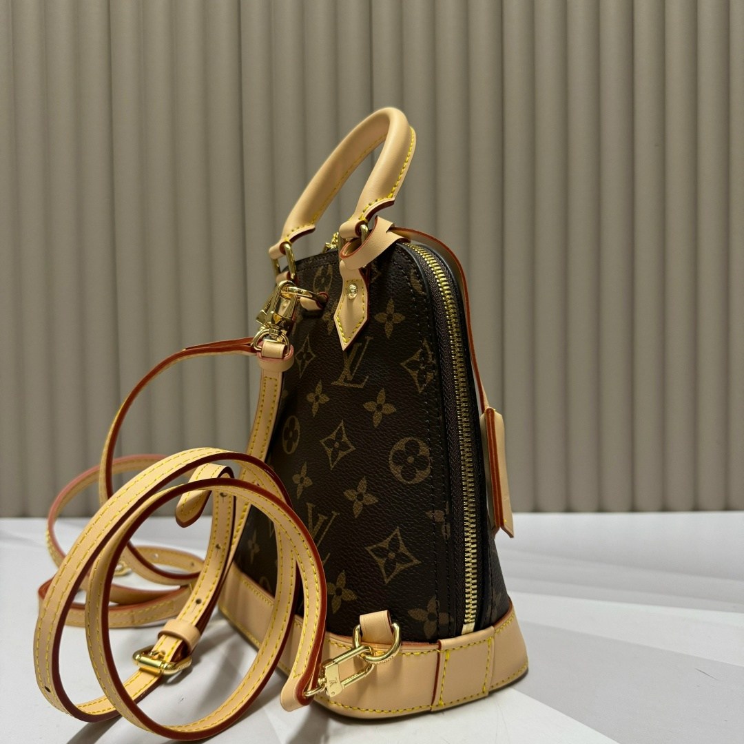 сумка louis vuitton,сумка alma bb louis vuitton из канвы monogram,сумка louis vuitton женская,louis vuitton сумка на плечо,сумка луи виттон альма