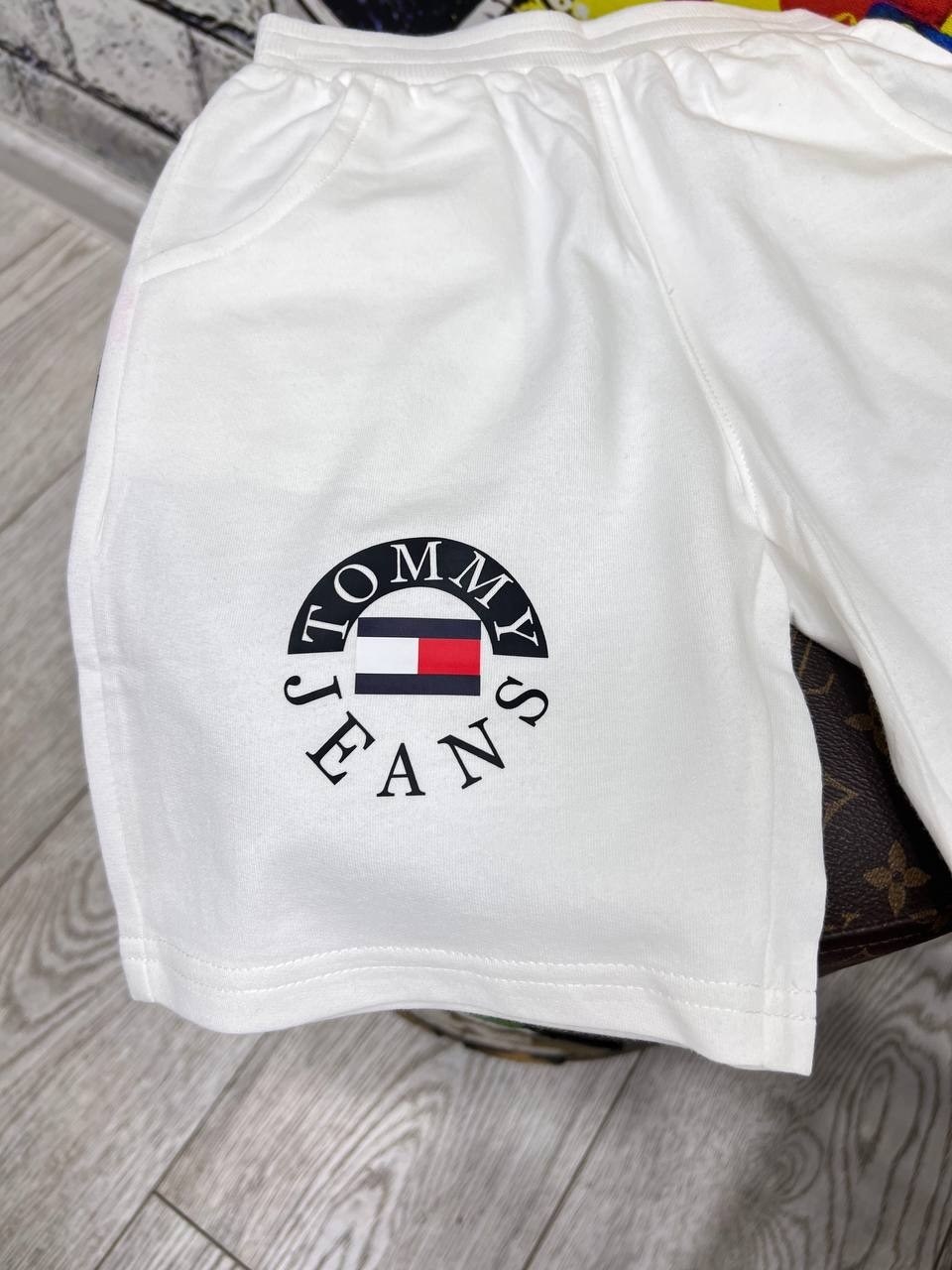 белые шорты томми хилфигер,шорты мужские,шорты tommy hilfiger,спортивные шорты,шорты белые мужские