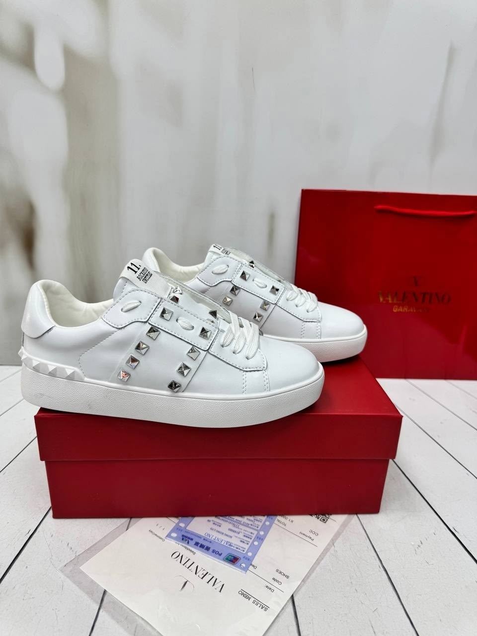 кроссовки valentino,белые кроссовки,,кроссовки женские valentino,кеды валентино женские