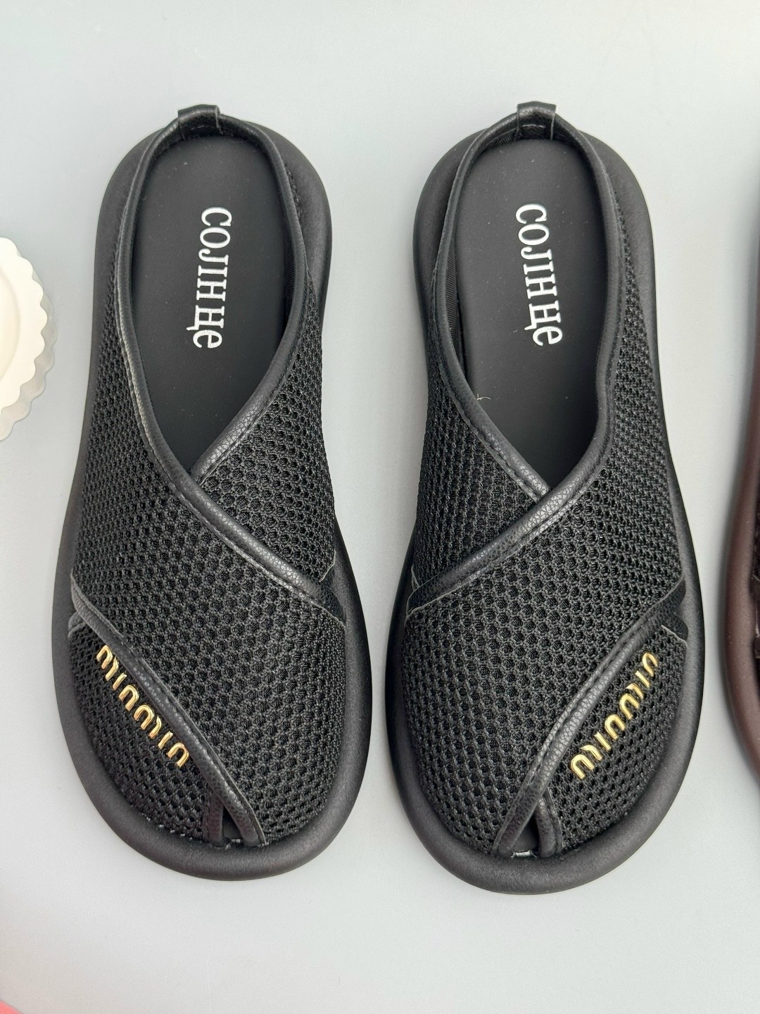 шлепанцы женские,шлёпанцы miu miu,,шлепки женские,шлепки miu miu