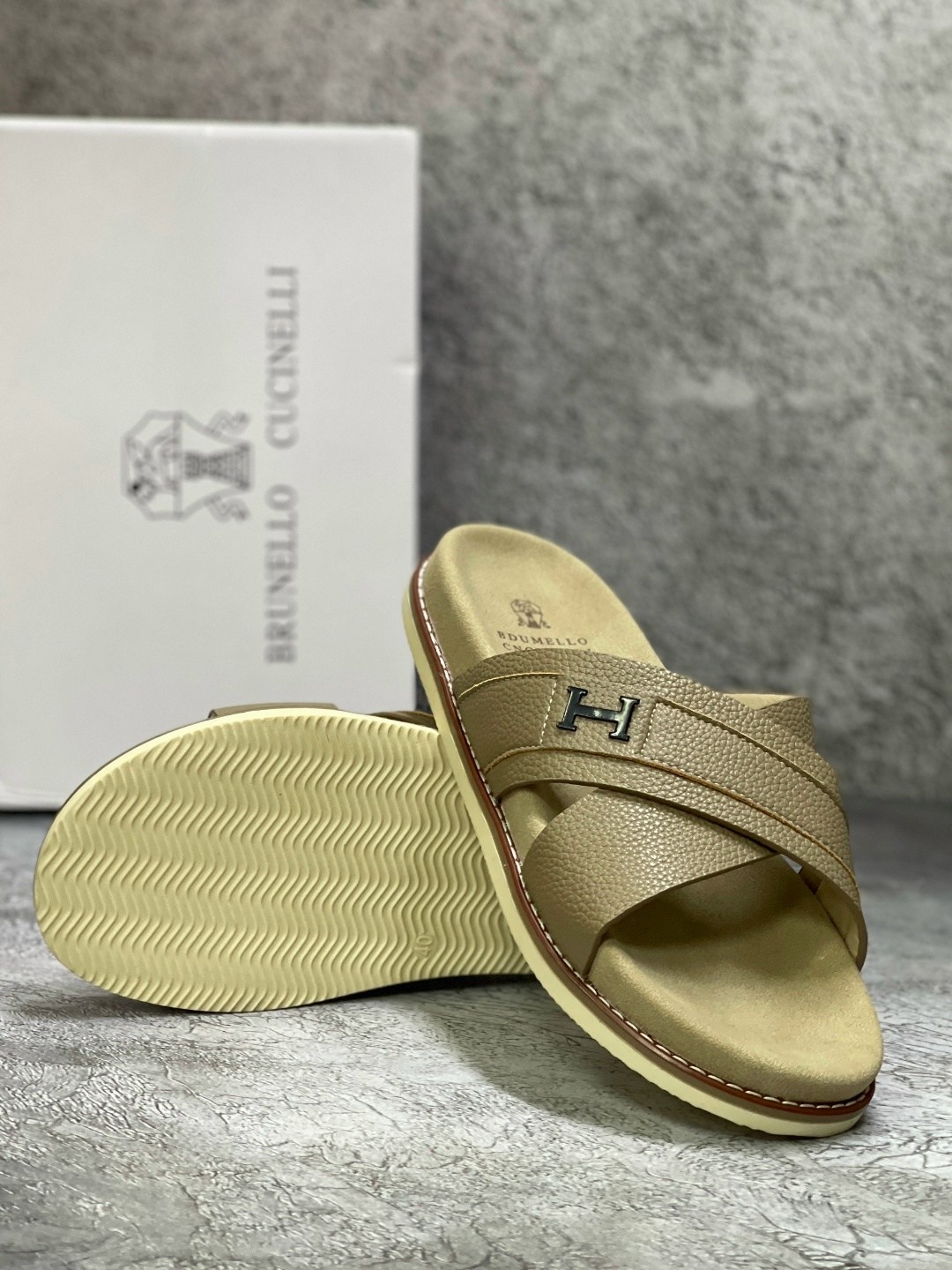 мужские шлепки эрмес,шлепанцы hermes,шлепанцы эрмес,hermes тапочки мужские,шлепки эрмес