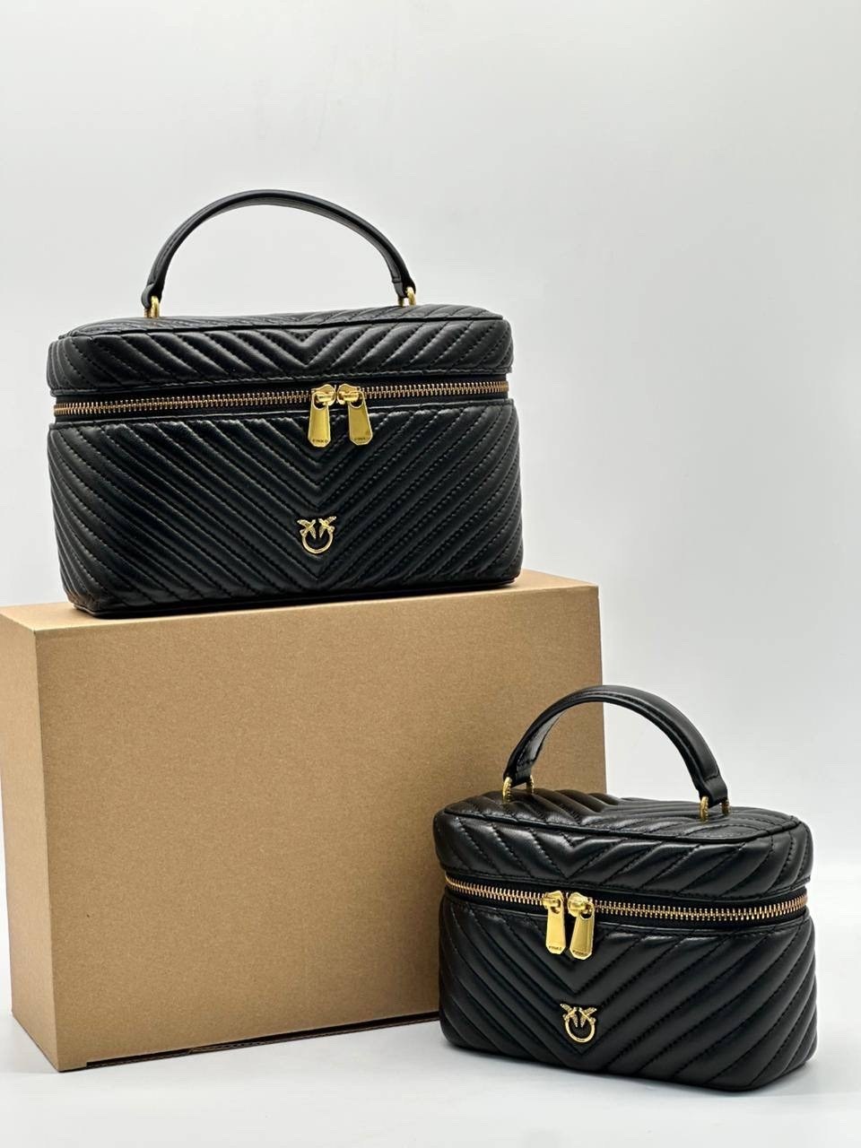 женская сумочка,сумка,сумка pinko,кожаная сумка yves saint laurent gaby vanity черная,сумочка