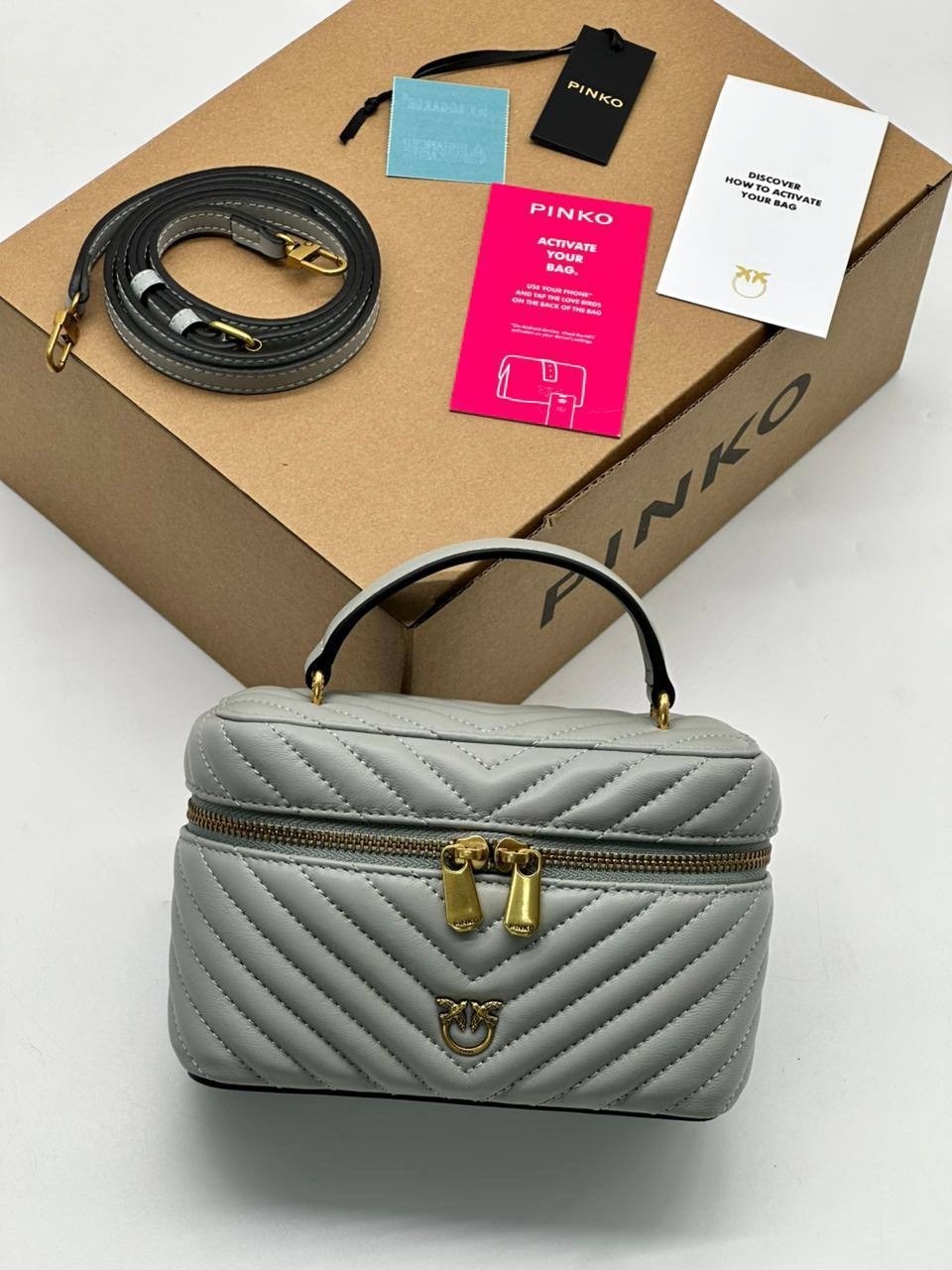 женская сумочка,сумка,сумка pinko,кожаная сумка yves saint laurent gaby vanity черная,сумочка