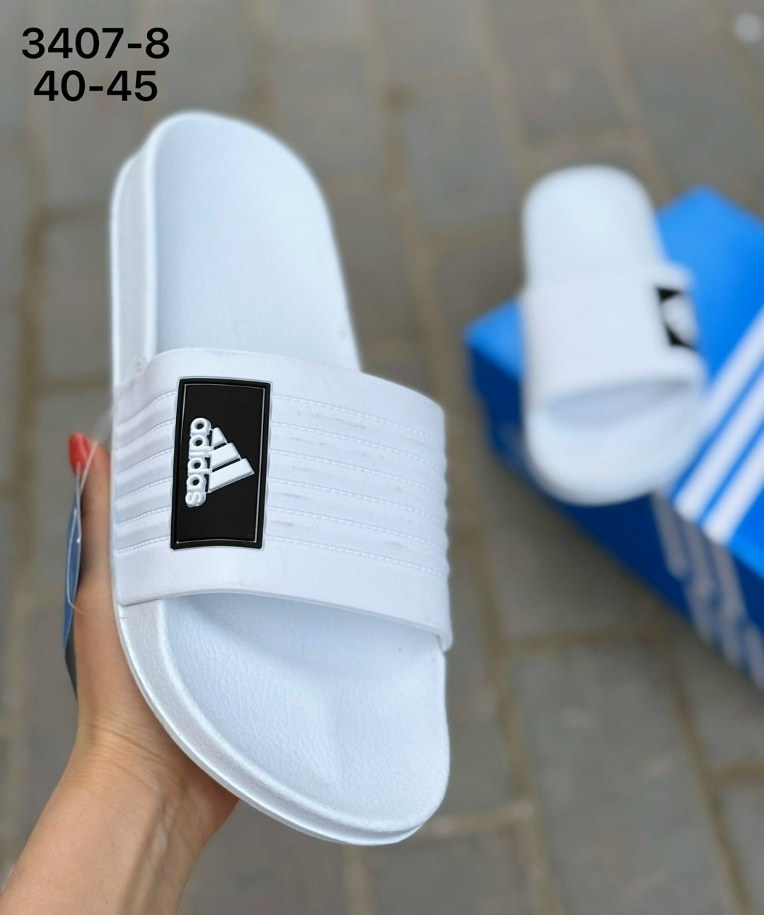 ,шлепанцы adidas,сланцы адидас белые,шлепки адидас,сланцы адидас мужские белые
