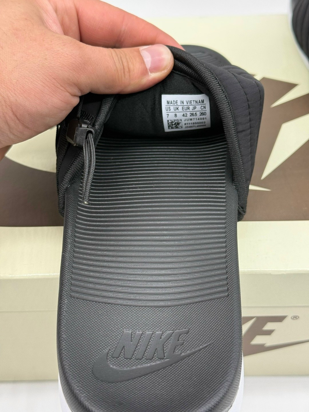 мужские шлепки,шлепанцы мужские,шлепанцы женские,,шлепанцы nike