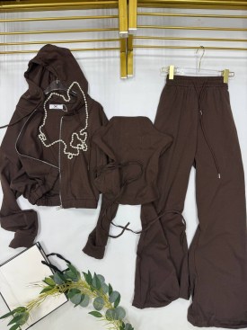 Костюм