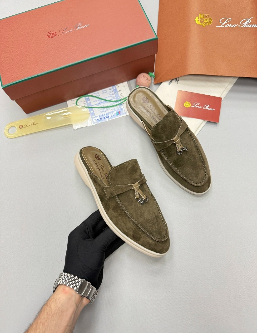 ,лоферы loro piana,замшевые лоферы,мюли loro piana,замшевые тапочки