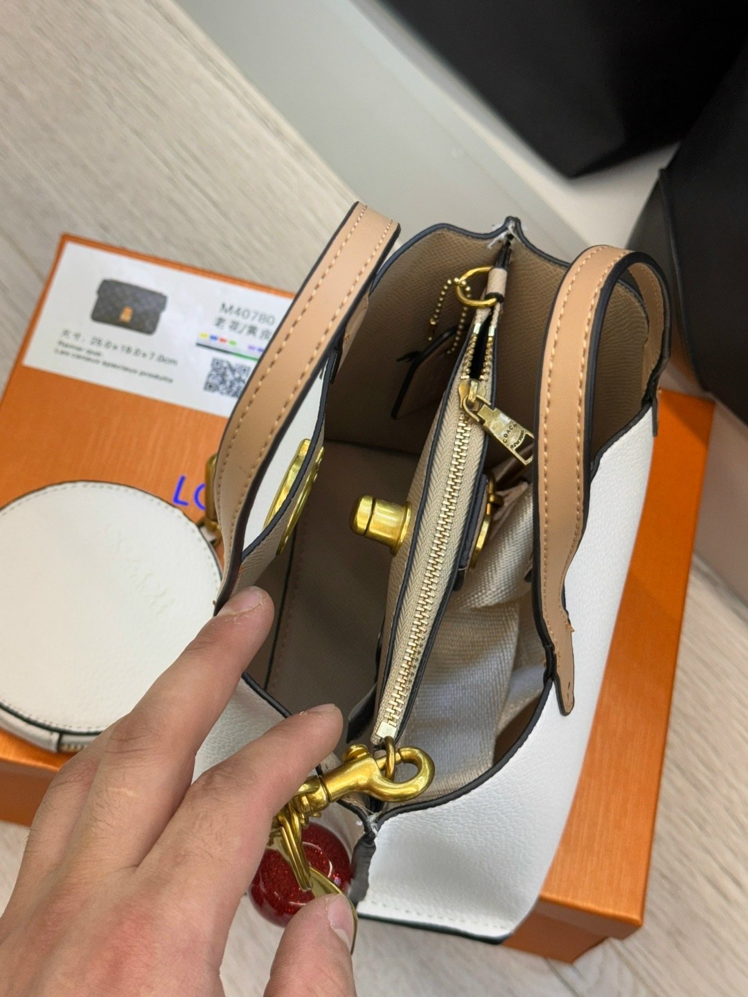 сумка coach,coach женская сумка,сумка,сумка тоут coach,coach сумка на плечо
