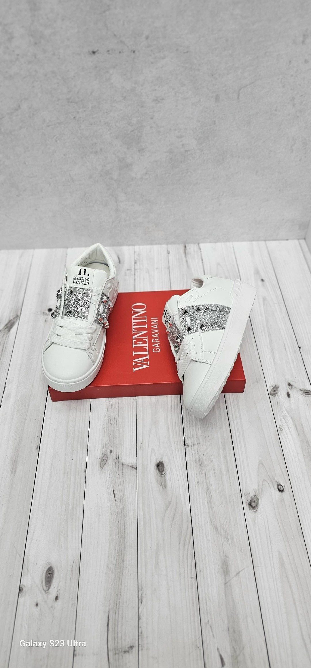 ,valentino кроссовки,кеды valentino,valentino кроссовки женские,валентино