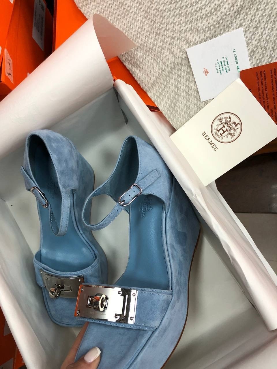 ,босоножки hermes,босоножки женские hermes,туфли hermes,замшевые босоножки
