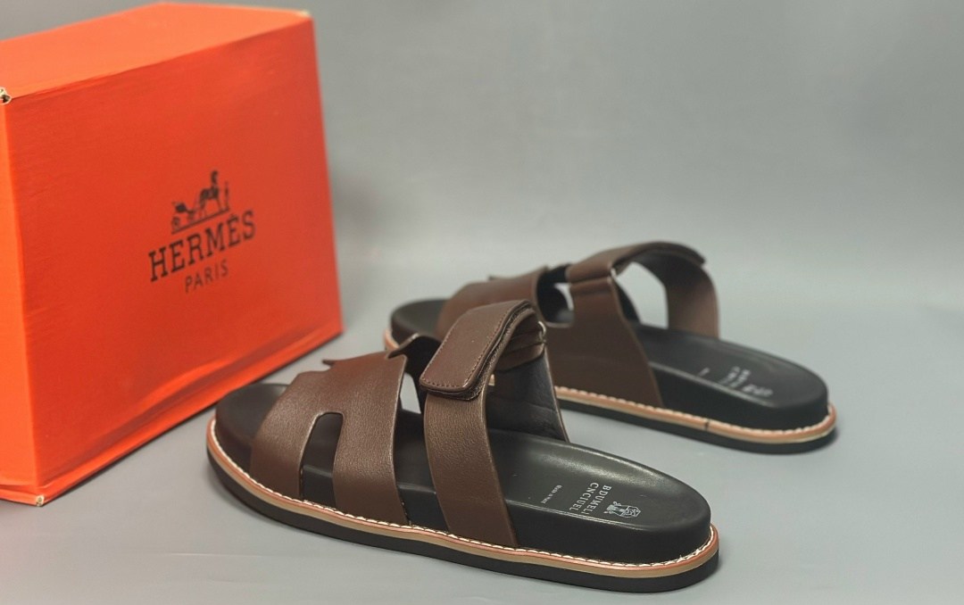 шлепанцы hermes,шлепанцы гермес коричневые мужские,шлепанцы hermes мужские,тапки гермес мужские,сандалии hermes