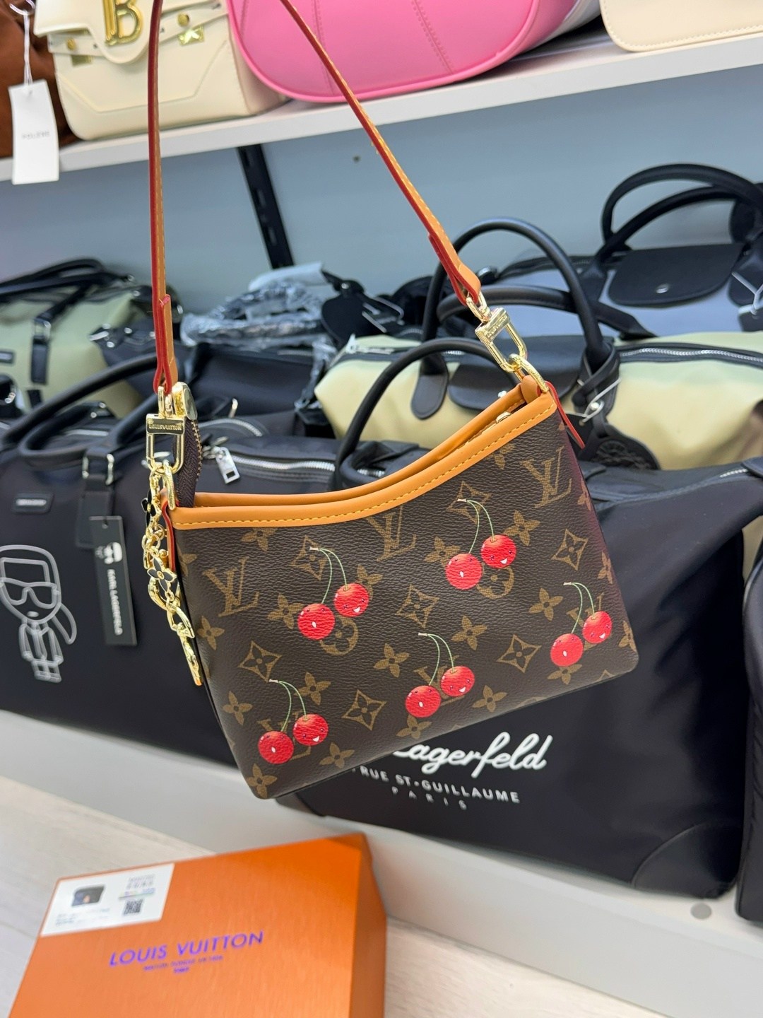 louis vuitton сумка на плечо,сумка louis vuitton,сумка louis vuitton женская,брендовые сумочки,комплект сумка