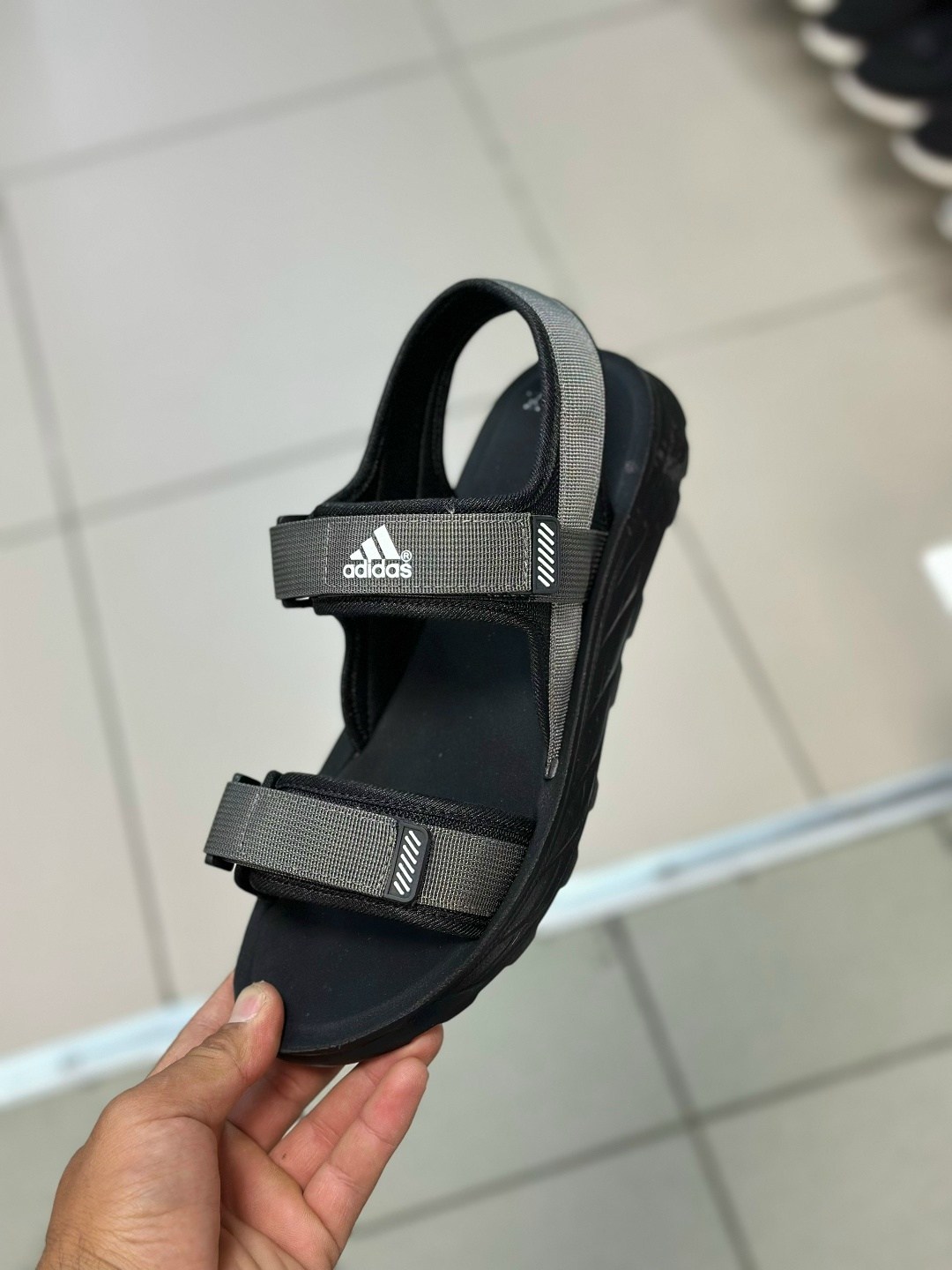 сандалии adidas,сандалии мужские adidas,адидас сандали altaswim,сандалии adidas adilette sandal,сандалии adidas terrex sumra sandals
