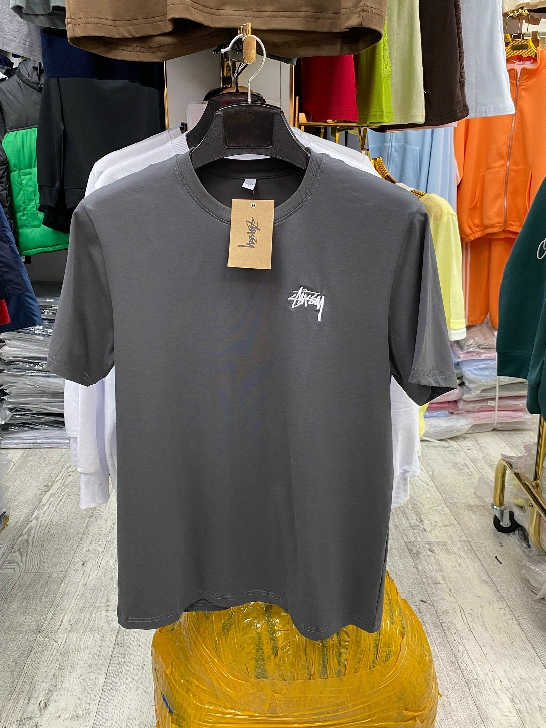мужская футболка,футболки для мужчин,футболка,футболки stussy