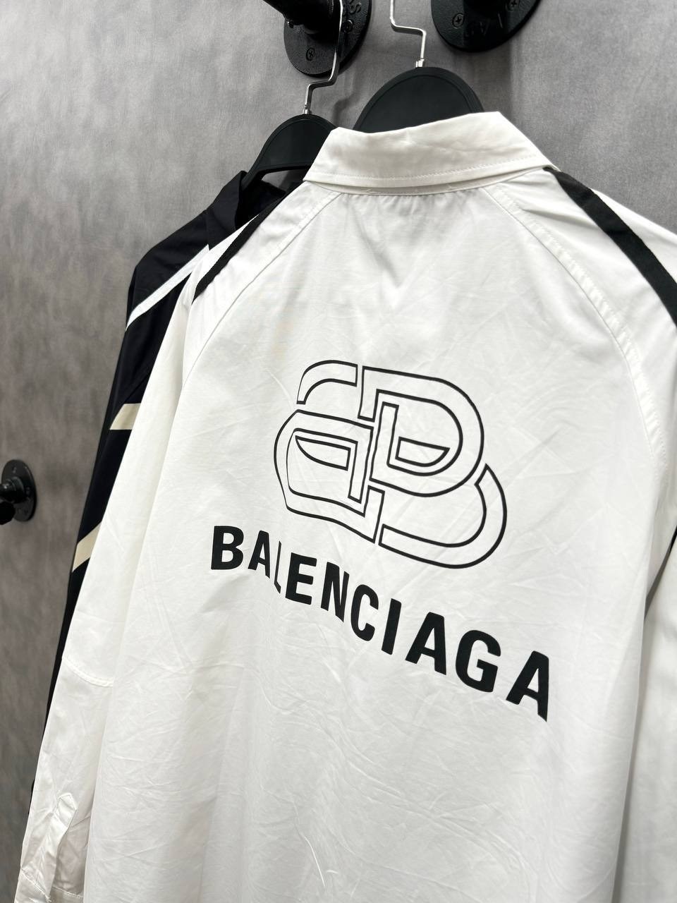 рубашка balenciaga,ветровки топовые д,легкая куртка,мужская рубашка