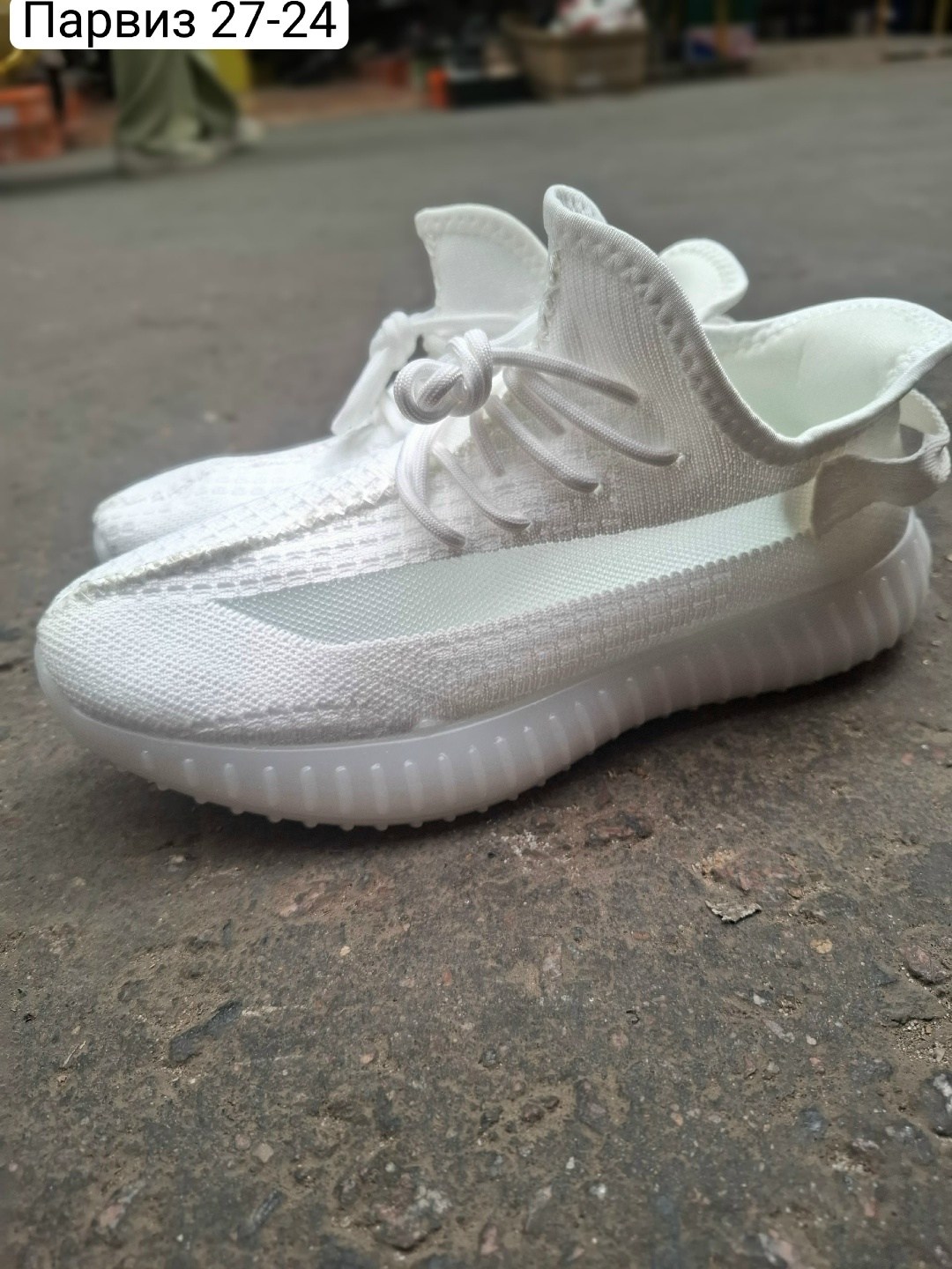 кроссовки изики женские настоящие,кроссовки adidas yeezy 350 boost v2 triple white,кроссовки adidas yeezy boost 350,кроссовки adidas yeezy boost,кроссовки