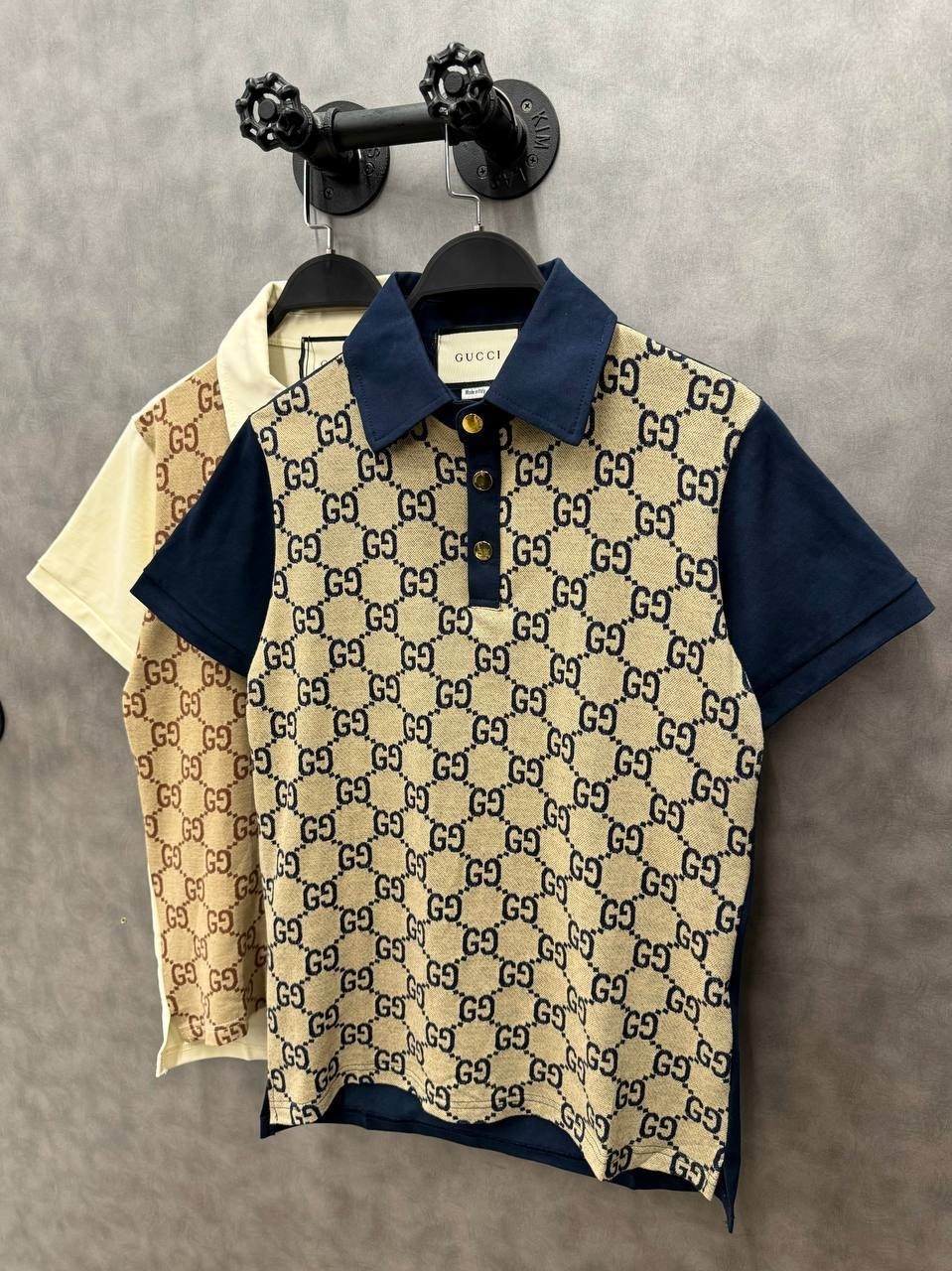 рубашка-поло мужская gucci maxi gg бежевый,gucci maxi gg monogram polo shirt,gucci polo,gucci piqu polo shirt with silk in brown dark blue,гуччи рубашка