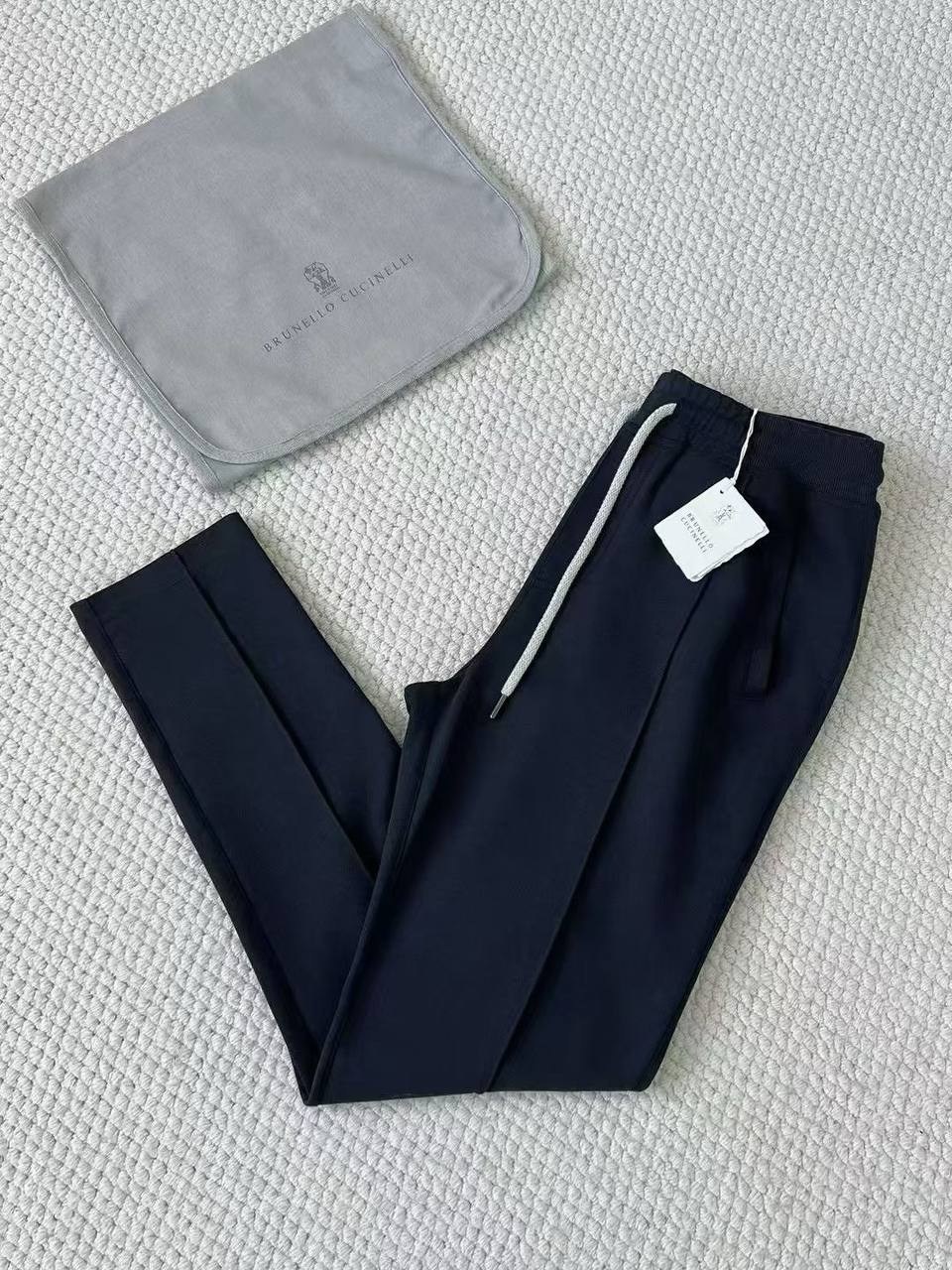 спортивный костюм brunello cucinelli,мужской спортивный костюм brunello cucinelli,спортивный костюм brunello cucinelli premium navy,тёмносиний спортивный костюм brunello cucinelli с серой подкладкой,с