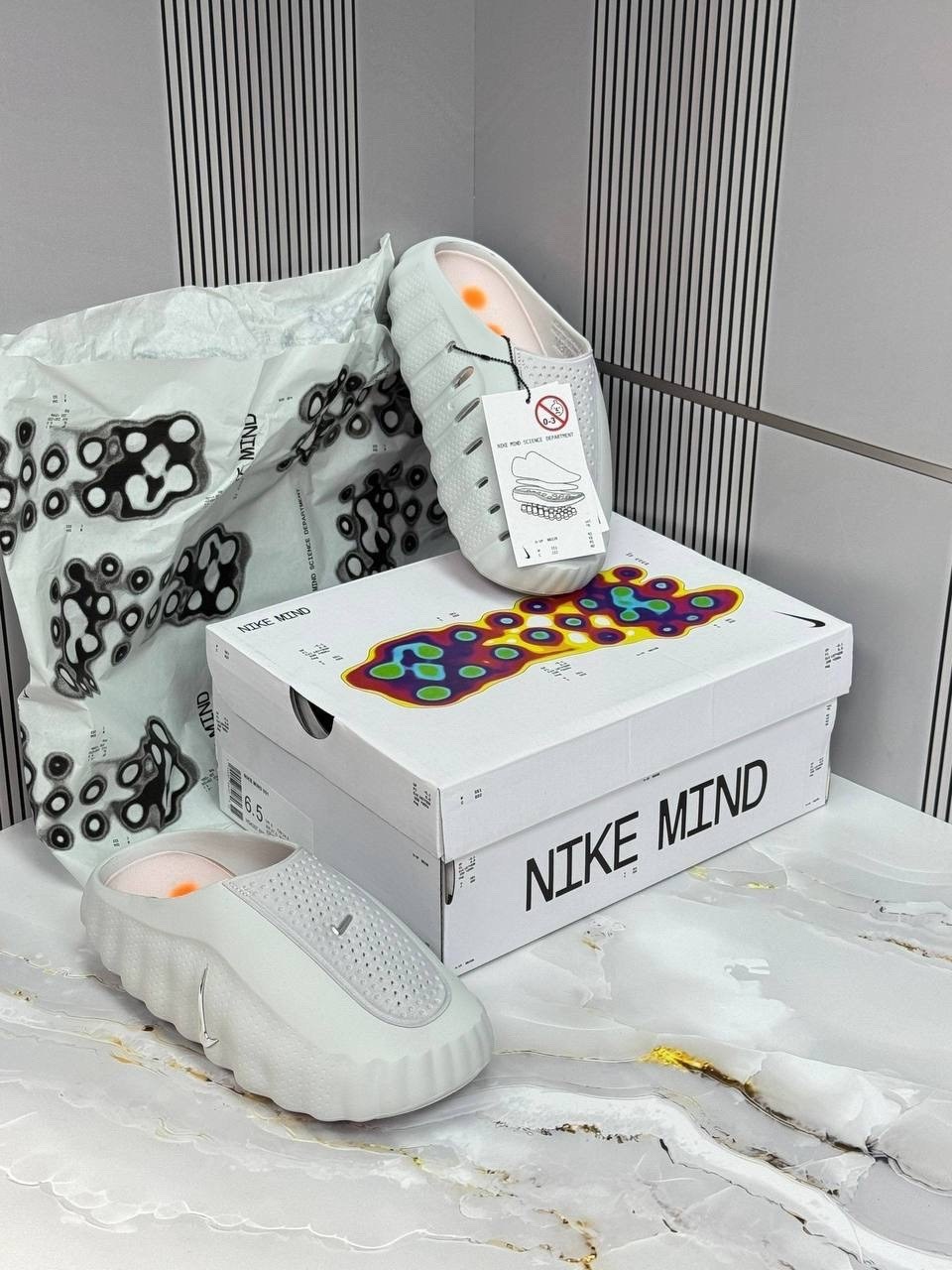 обувь,шлепанцы женские,кроссовки,сабо шлепанцы,тапочки yeezy