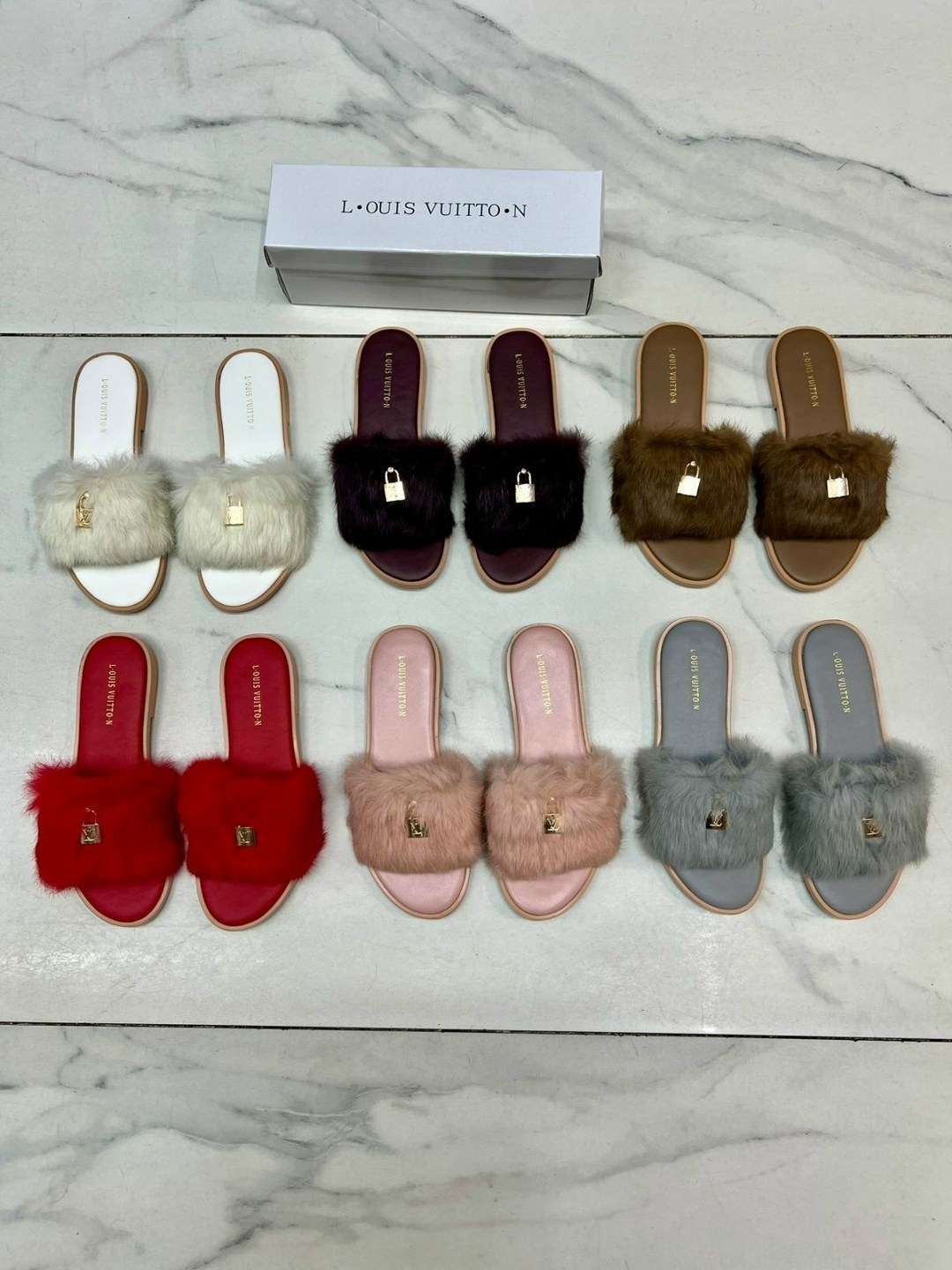 тапочки женские,,тапочки меховые,модные тапочки,тапки меховые