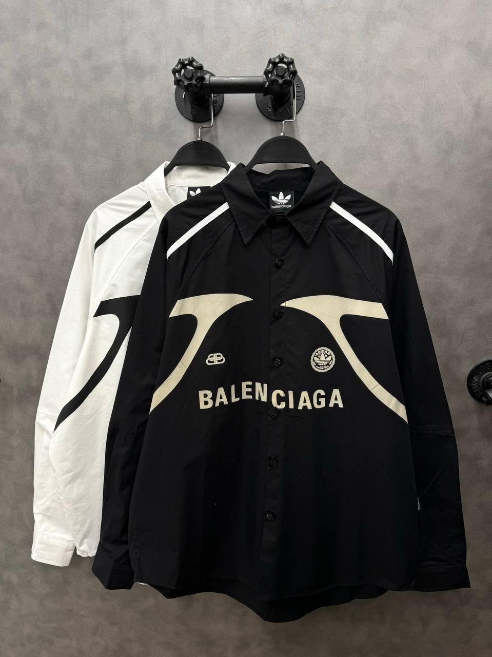 рубашка balenciaga,ветровки топовые д,легкая куртка,мужская рубашка