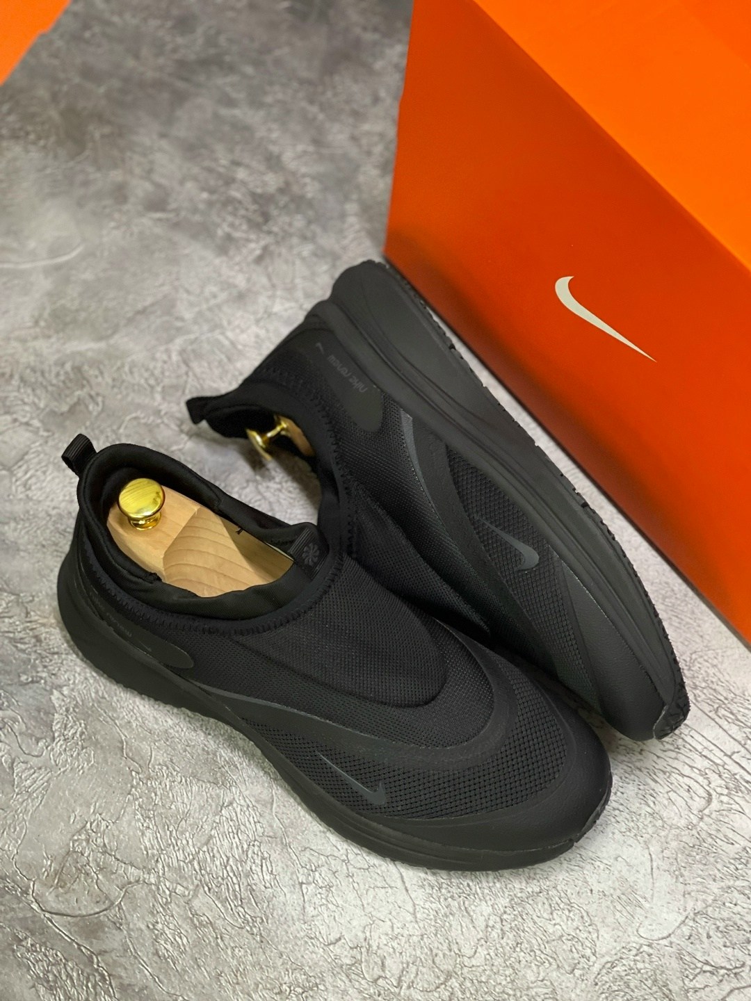 черные кроссовки,кроссовки,повседневные кроссовки,кроссовки nike,оригинальные кроссовки