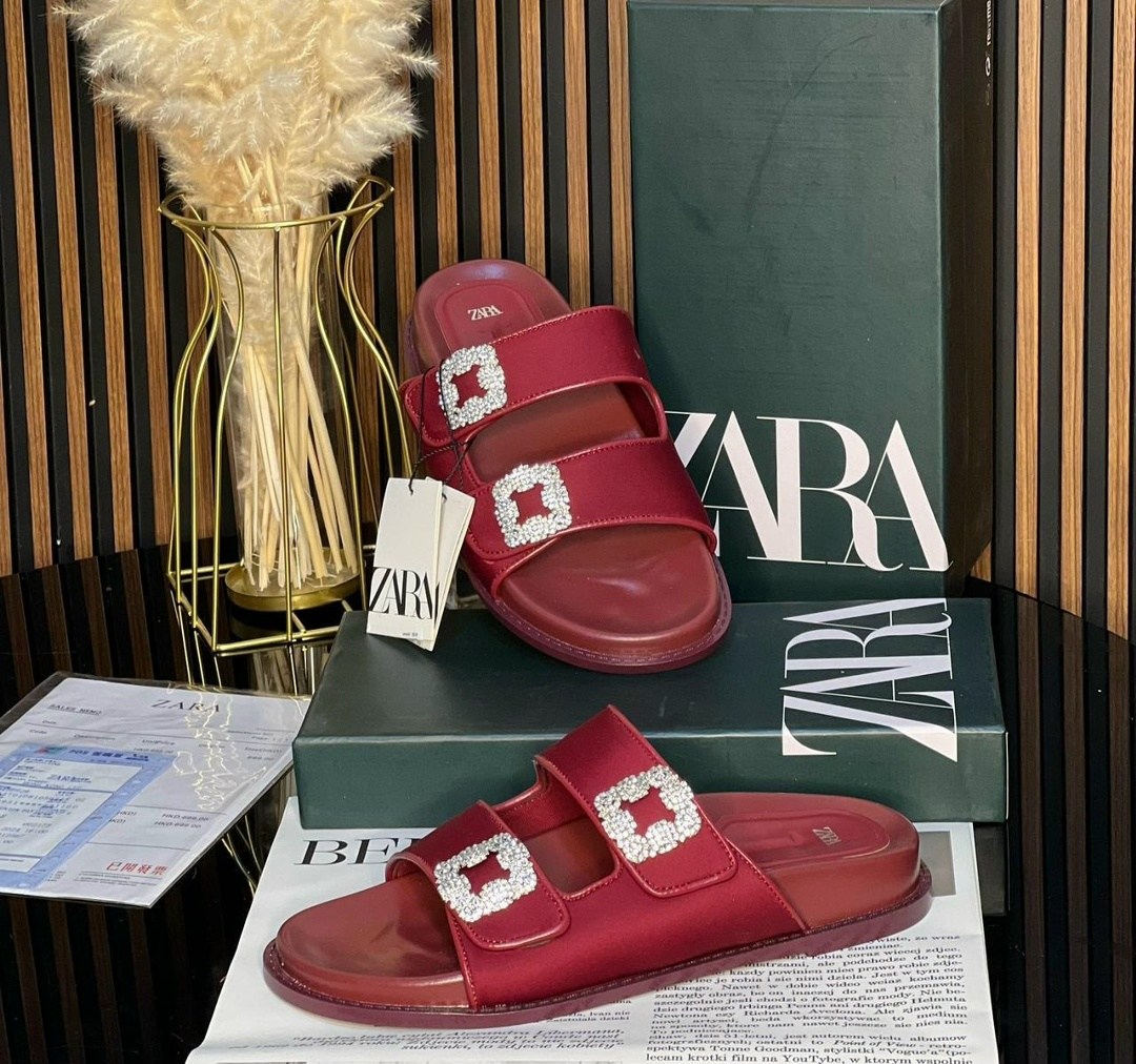 шлепанцы женские,босоножки gucci,тапочки gucci,сандалии gucci,шлепанцы gucci