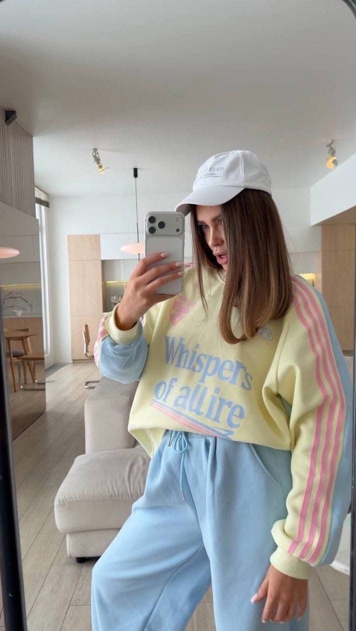 штаны attire,спортивные костюм,спортивные костюмы оверсайз,трендовые широкие штаны attire в шоуруме pop n' shop