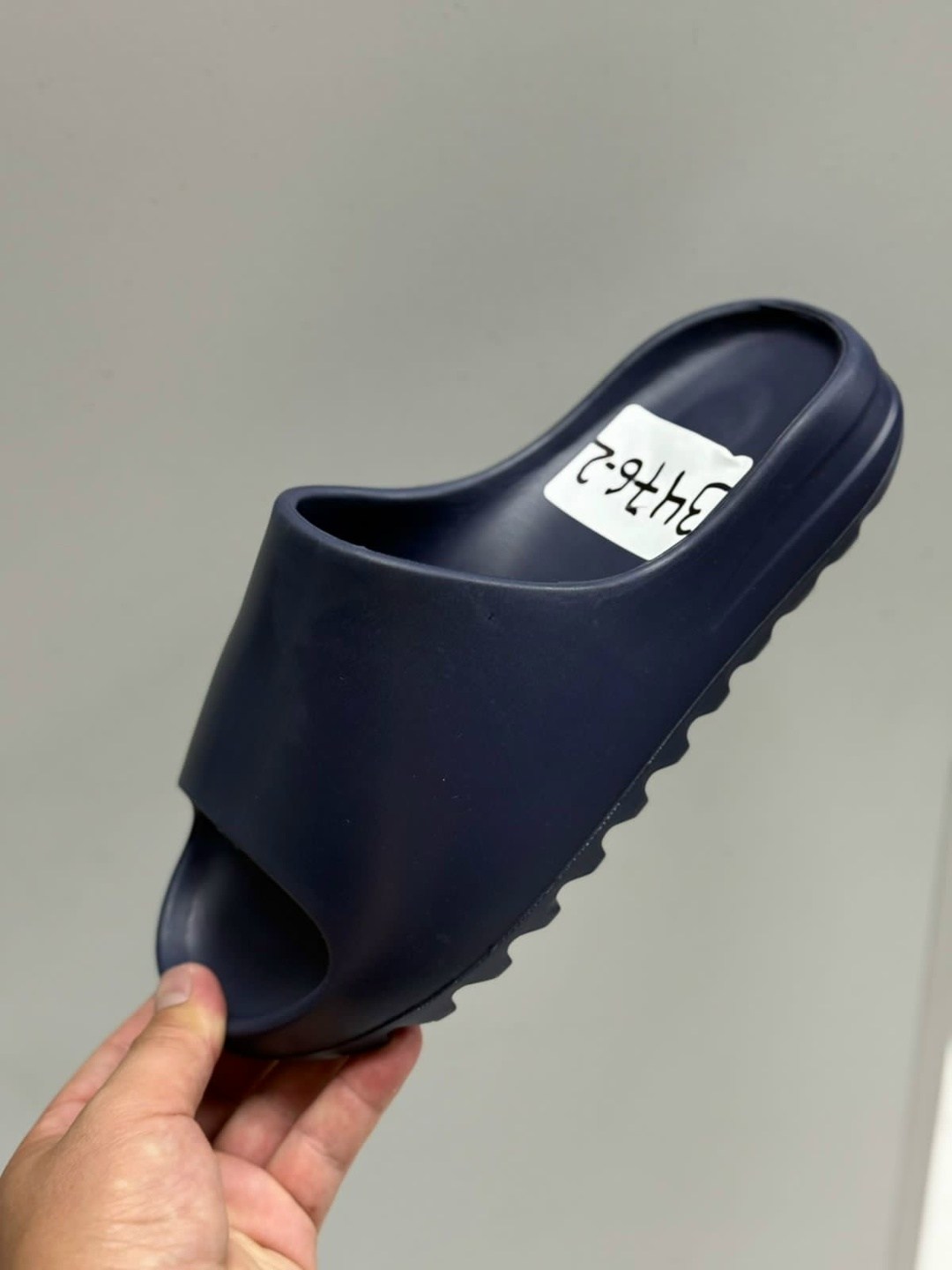 adidas yeezy slide,yeezy slide resin,шлепанцы adidas yeezy slide,шлепанцы yeezy slide,adidas yeezy flip flops