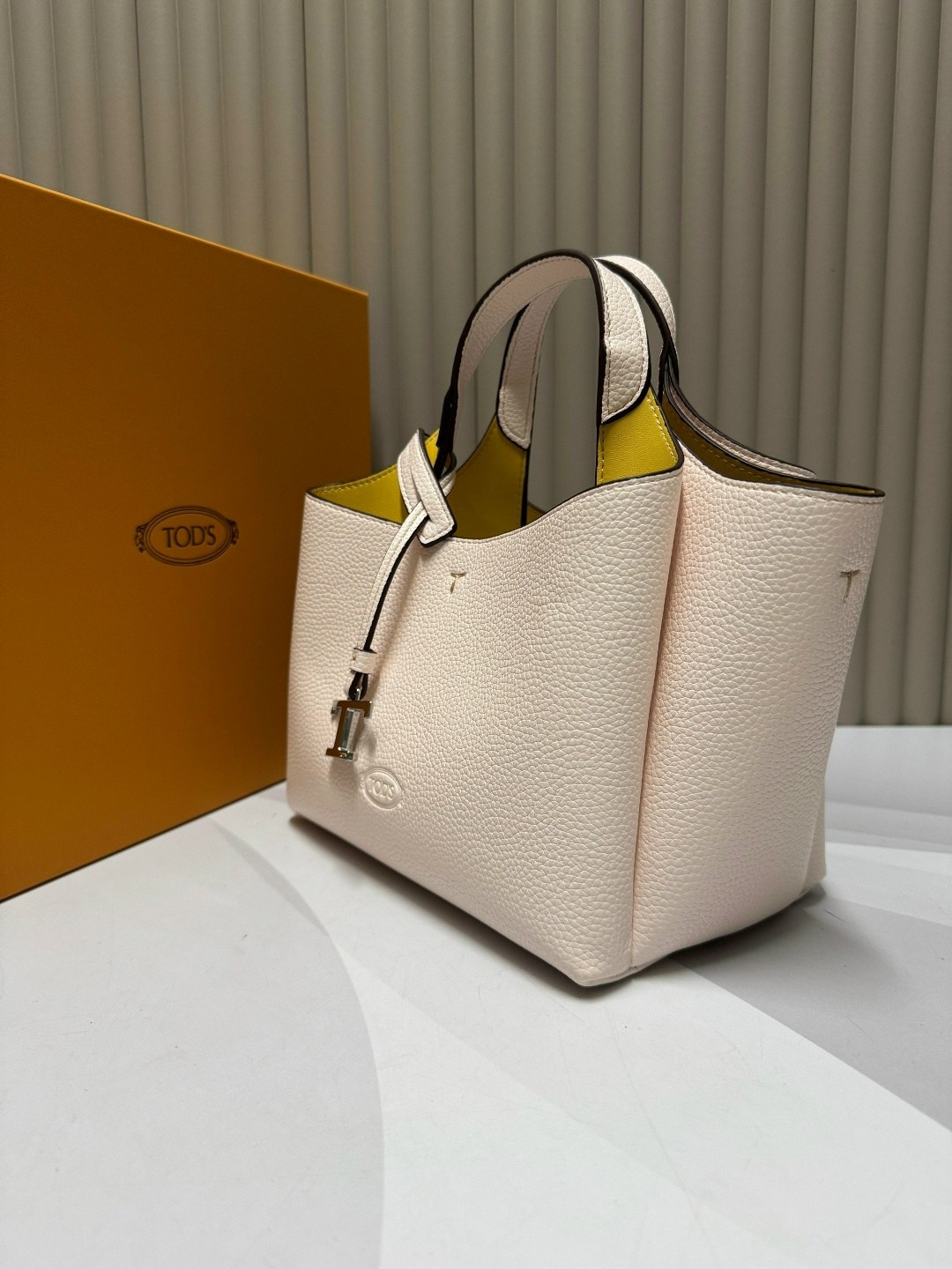 сумка tod's,сумка женская tods,сумка,tod’s сумка на плечо,женская сумка