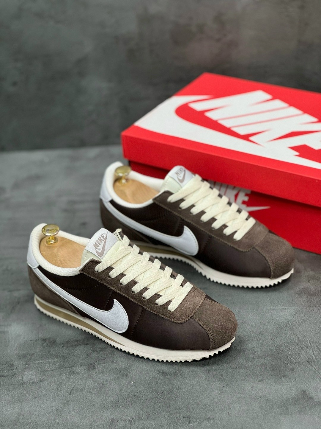 кроссовки nike classic cortez,кроссовки nike cortez,кроссовки мужские nike cortez,nike classic cortez,женские повседневные кроссовки nike classic cortez