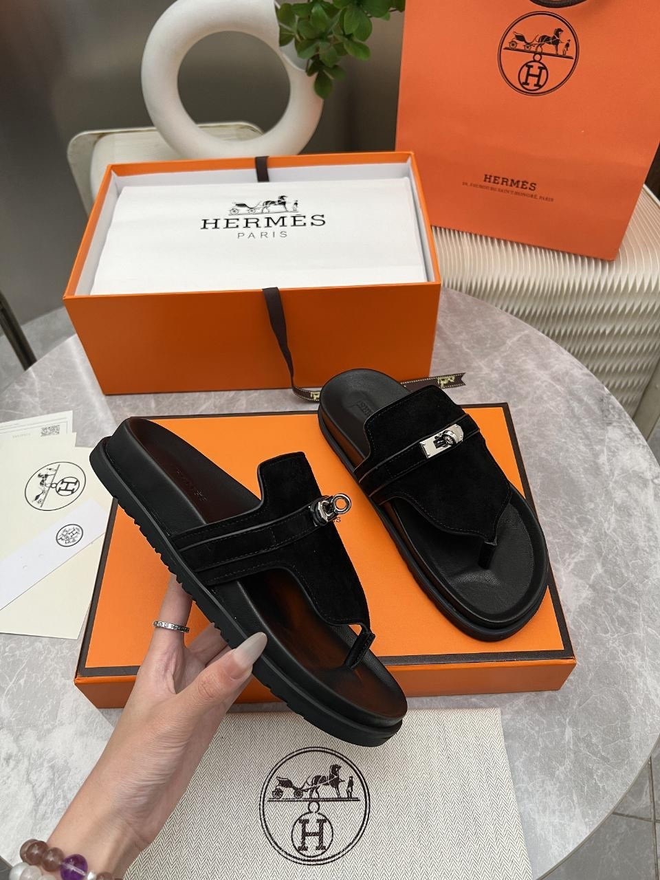 шлепанцы hermes,,шлепки hermes женские,тапочки эрмес оригинал,сандалии женские