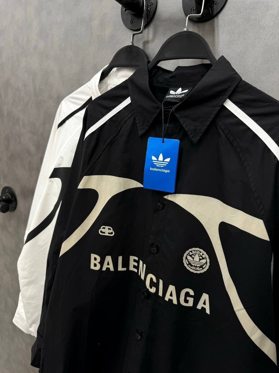 рубашка balenciaga,ветровки топовые д,легкая куртка,мужская рубашка