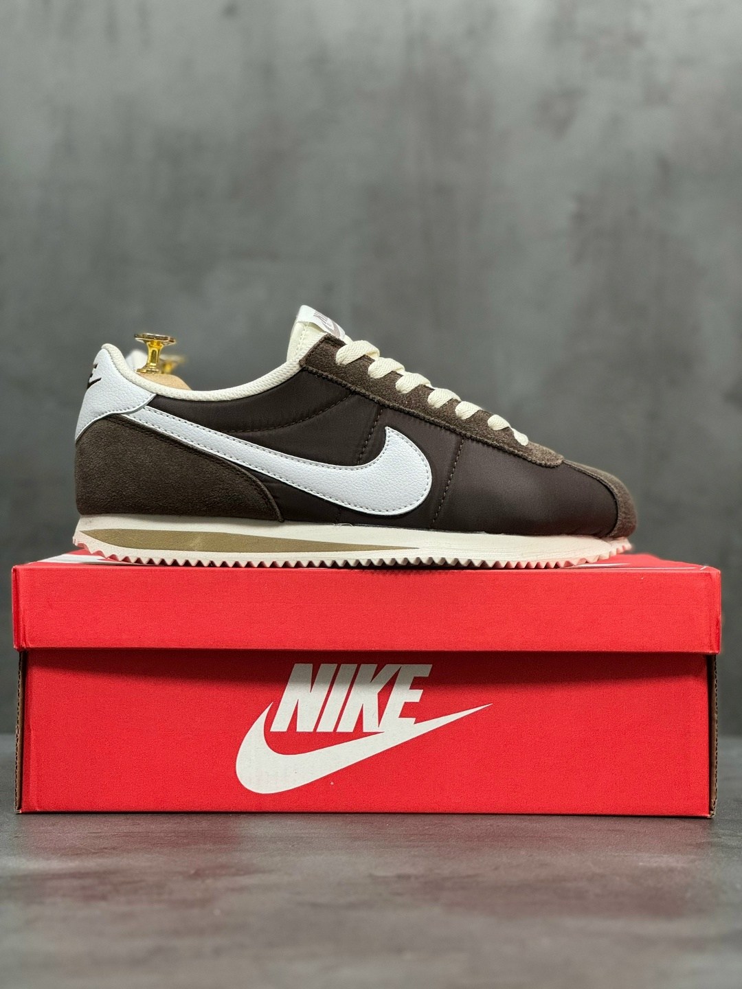 кроссовки nike classic cortez,кроссовки nike cortez,кроссовки мужские nike cortez,nike classic cortez,женские повседневные кроссовки nike classic cortez