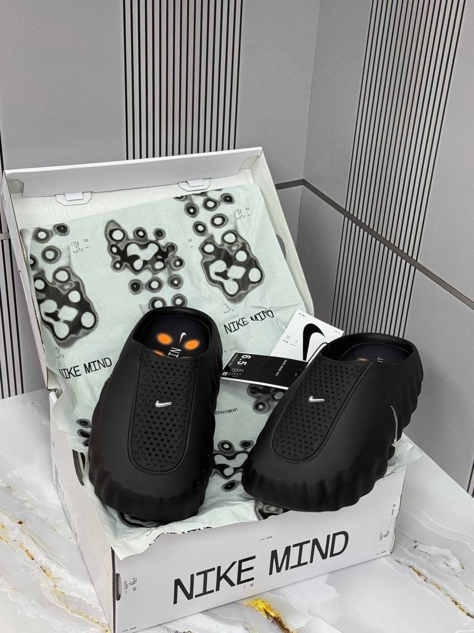 обувь,шлепанцы женские,кроссовки,сабо шлепанцы,тапочки yeezy