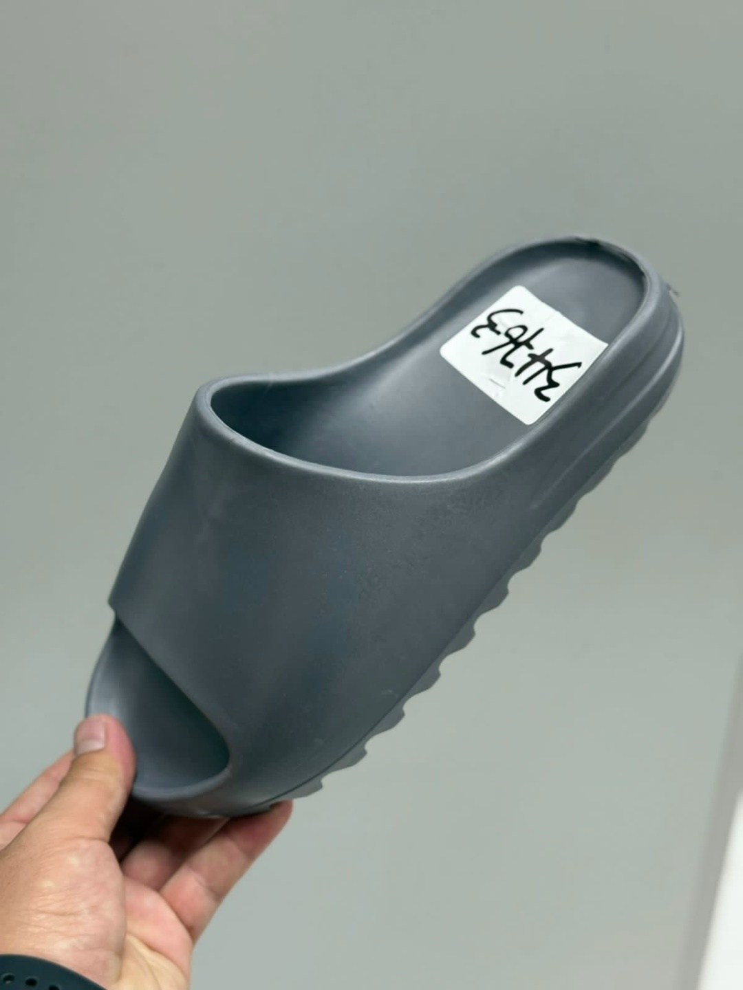 adidas yeezy slide,yeezy slide resin,шлепанцы adidas yeezy slide,шлепанцы yeezy slide,adidas yeezy flip flops