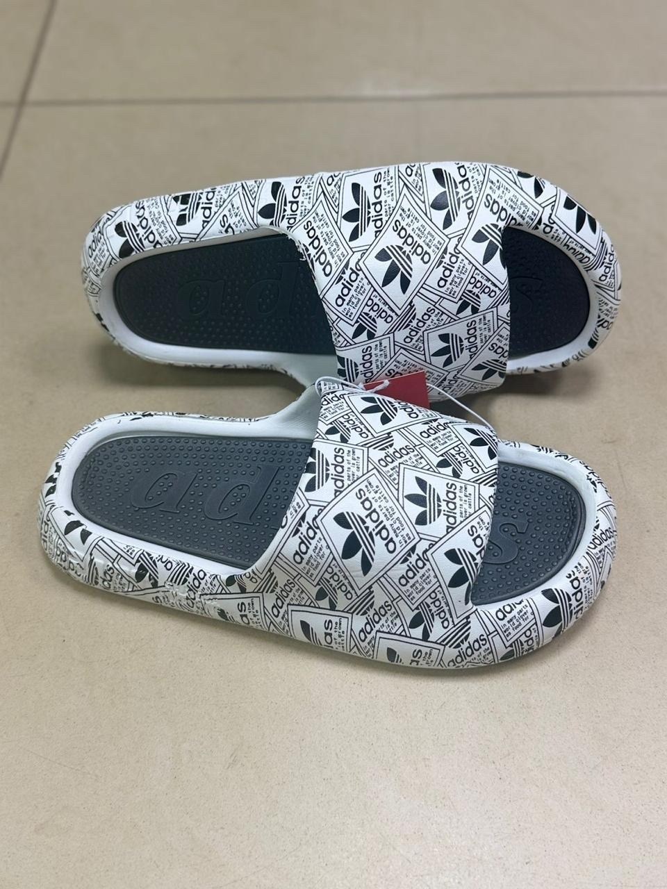 сланцы adidas adilette,adidas adilette comfort slides,шлепанцы adidas,adidas тапочки,adidas comfort sandal
