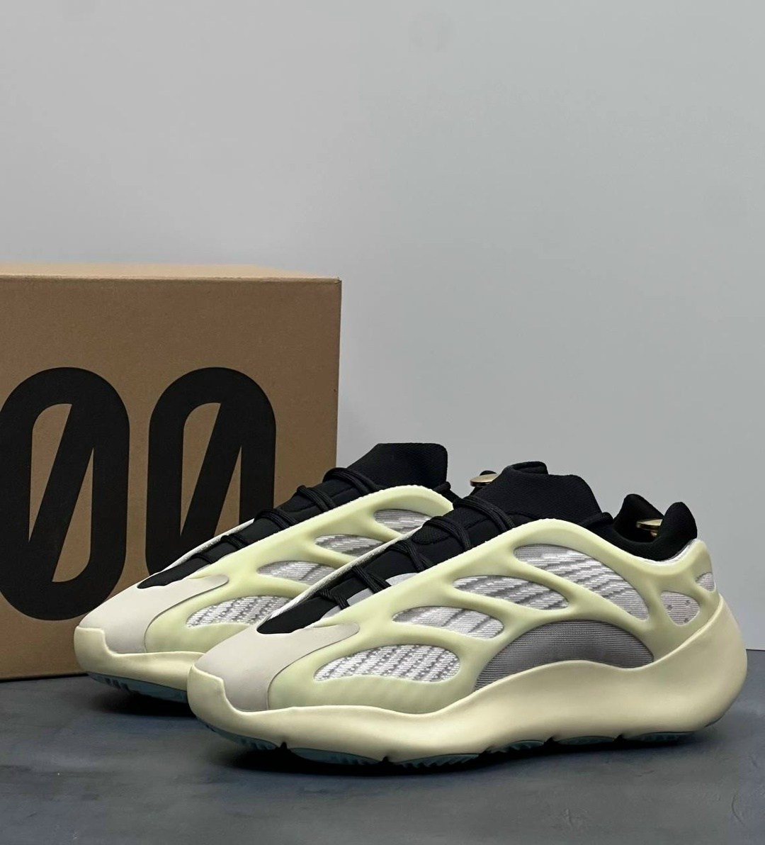 adidas yeezy boost 700 v 3,кроссовки adidas yeezy boost 700,кроссовки adidas yeezy boost 700 v3,adidas yeezy boost 700,yeezy boost 700 v 3