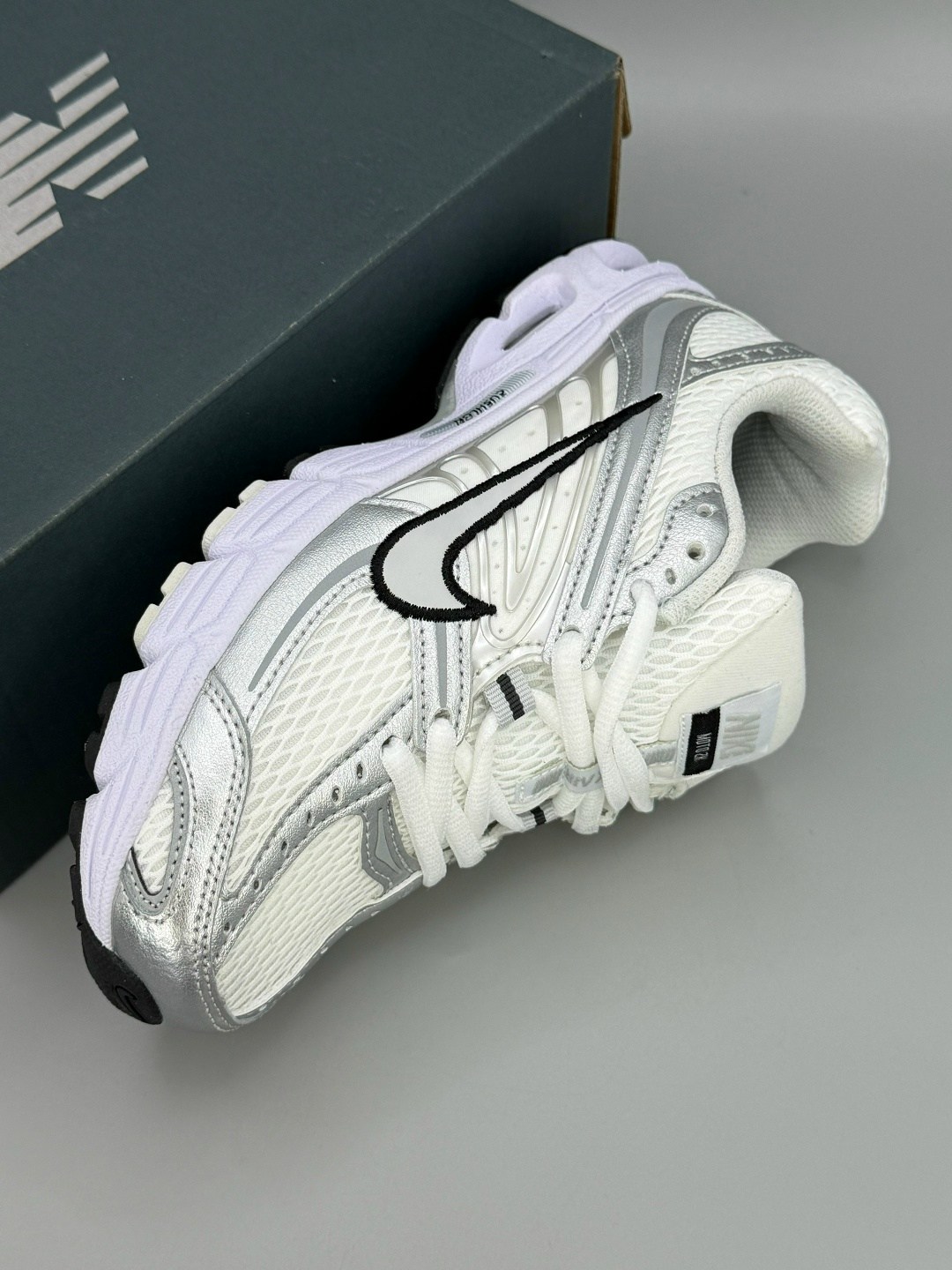 кроссовки nike zoom vomero 5,кроссовки nike,кроссовки,кроссовки мужские женские,nike zoom vomero 5