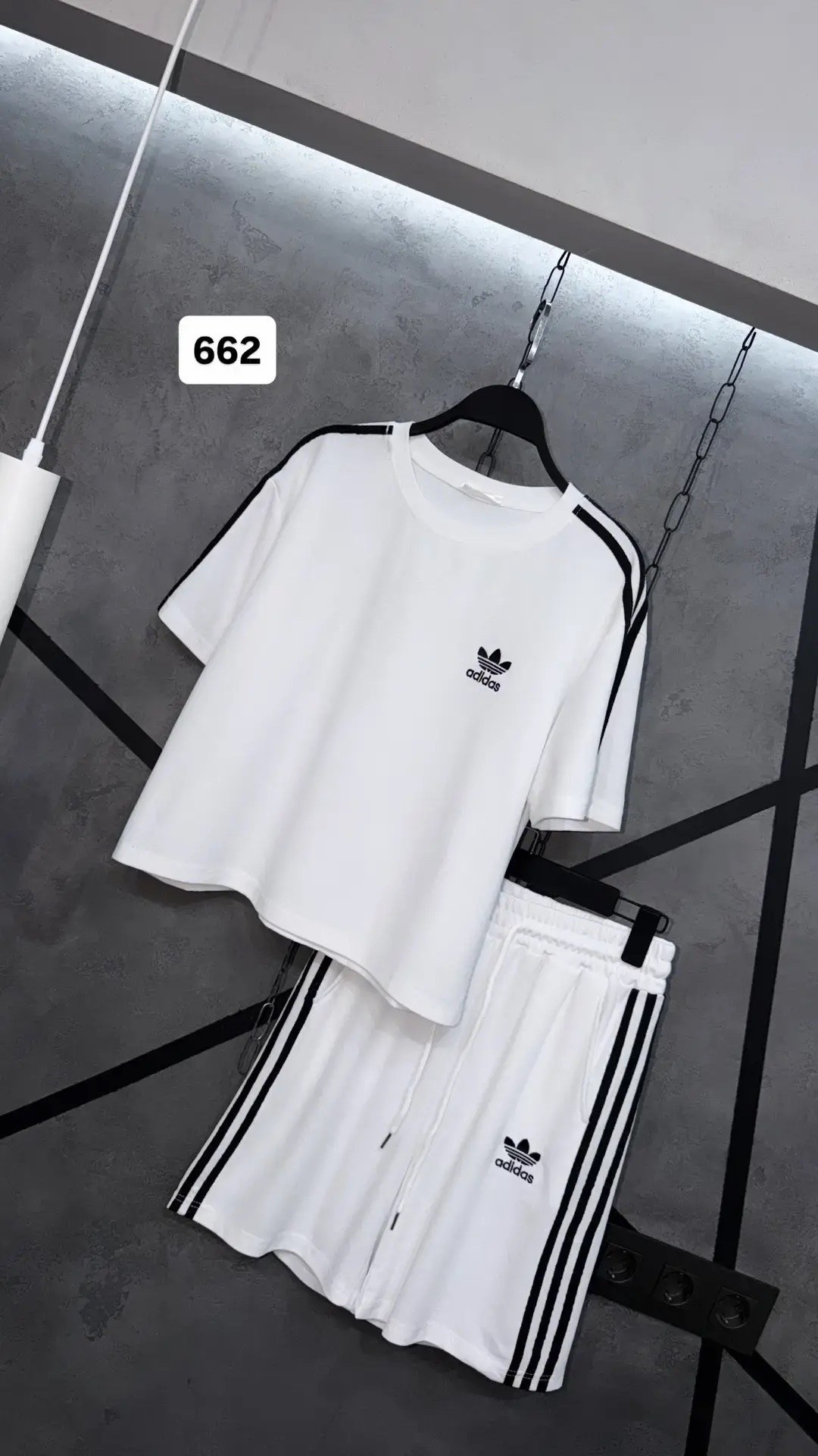спортивный костюм adidas,костюм спортивный adidas original,спортивный костюм adidas sportswear,костюм спортивный adidas adidas,костюм спортивный adidas originals adidas