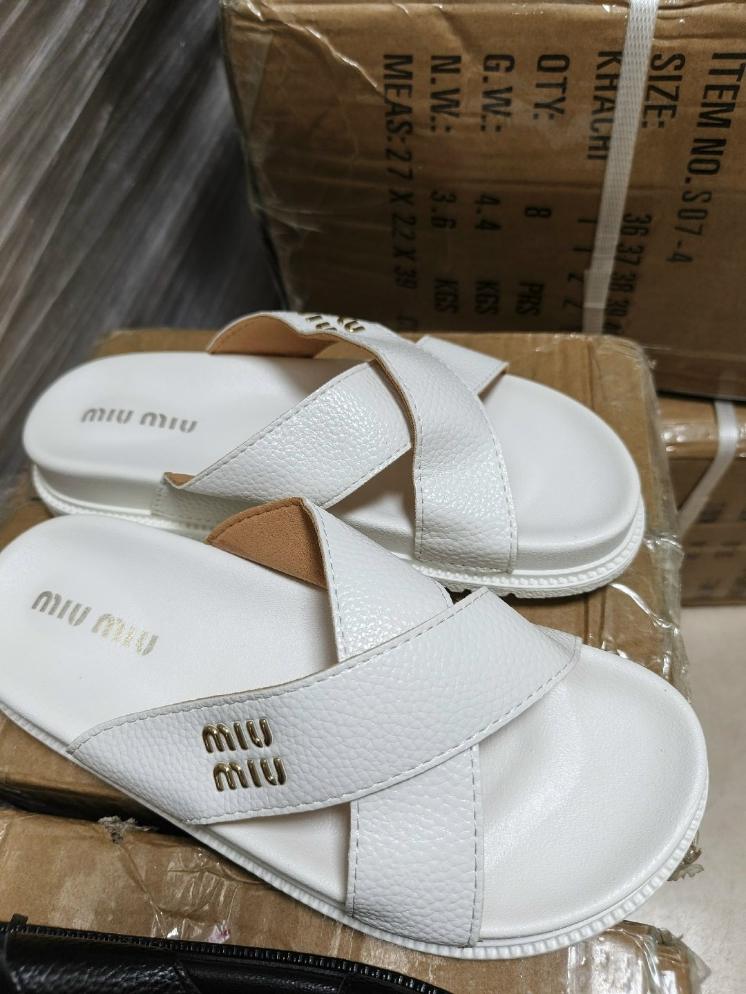 шлепанцы женские,шлёпанцы miu miu,,женские шлепки,шлепанцы летние