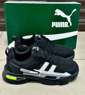 Кроссовки