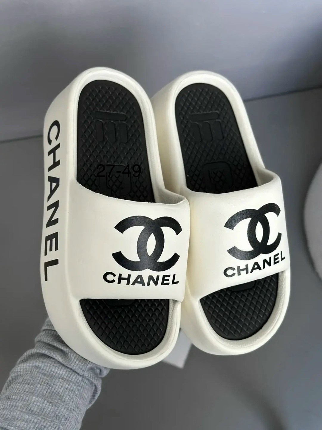шлепанцы chanel,,шлепки chanel,тапочки для женщин в стиле chanel,женские шлепки