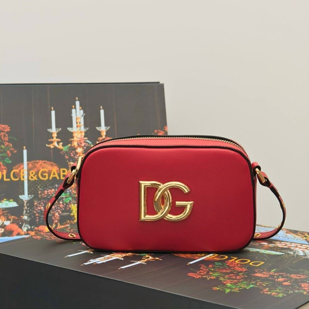 сумка dolce gabbana,сумка,кроссбоди d&g dolce&gabbana,красная женская сумка дольче габбана,сумочка