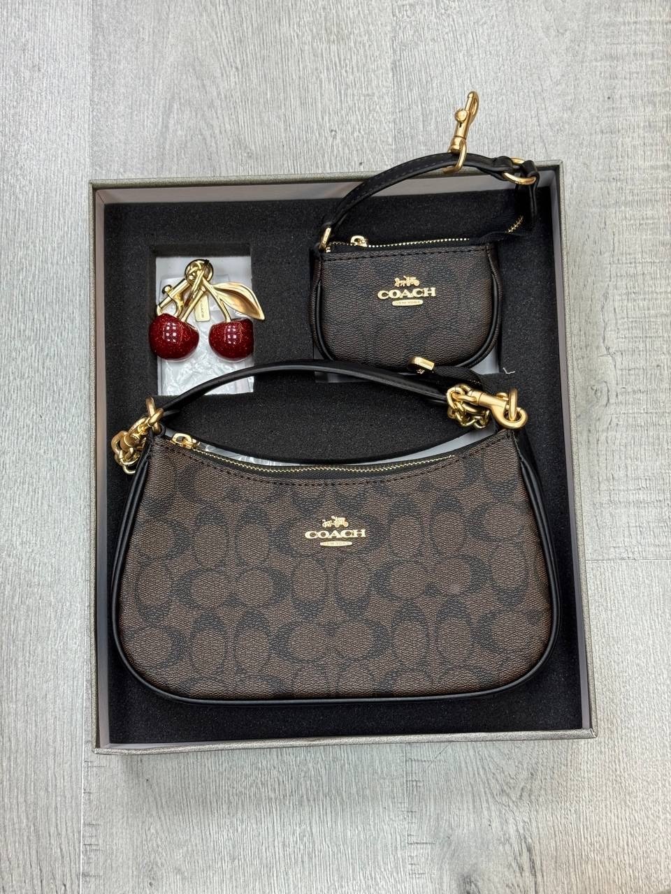 сумка coach,сумка женская coach,сумка coach на плечо,брендовая сумка через плечо coach,сумка