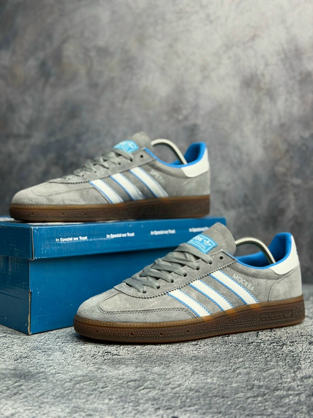 кроссовки adidas spezial,кроссовки adidas handball spezial,кроссовки adidas originals handball spezial,adidas originals handball spezial,adidas moscow кроссовки spezial