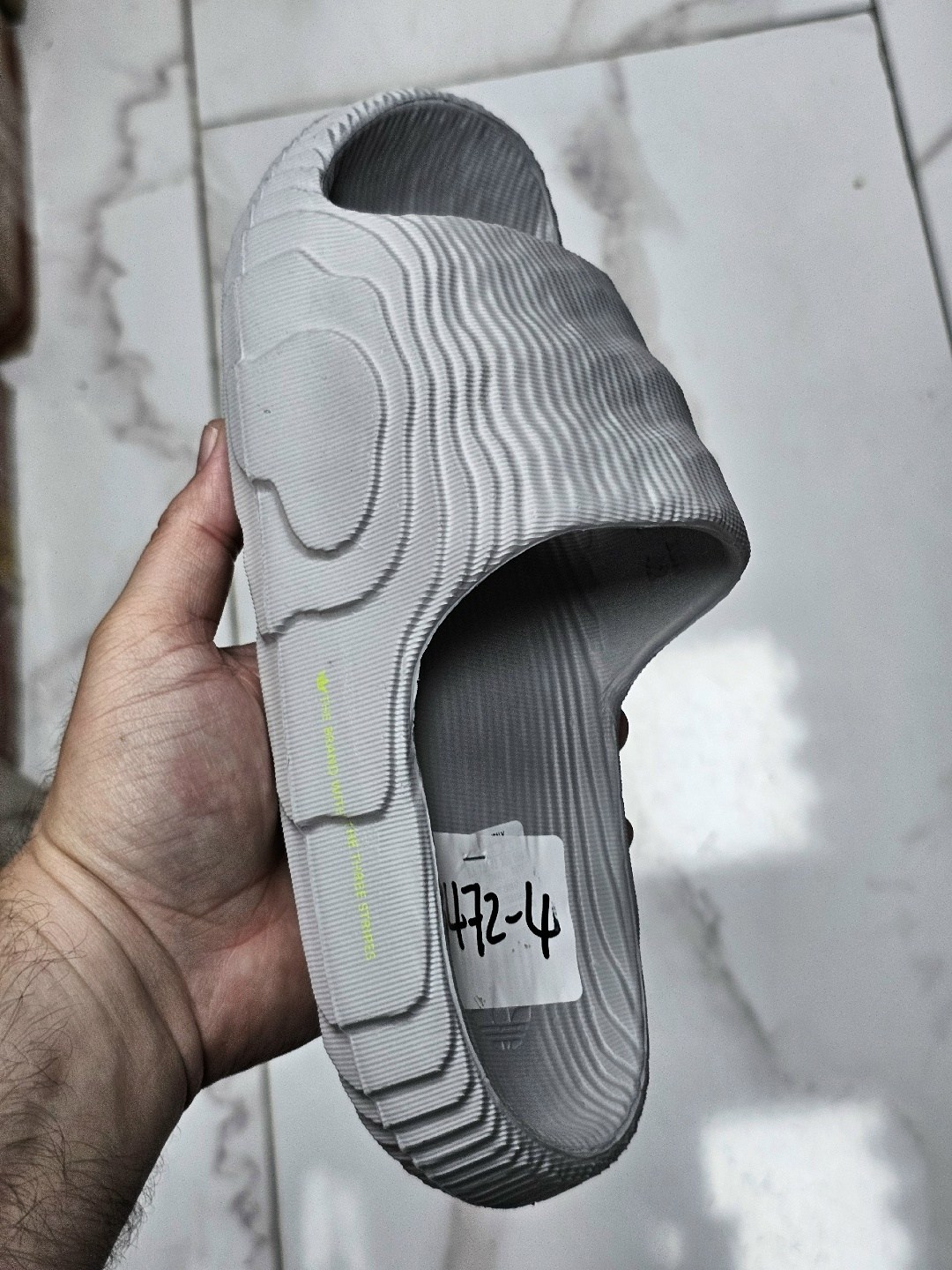 ,adidas adilette 22 slide,модные тапочки,шлепанцы мужские,летние тапочки