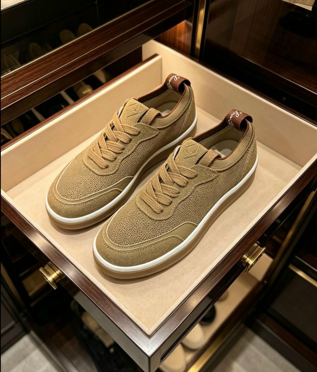,кроссовки loro piana,кроссовки классические,спортивная ,повседневная