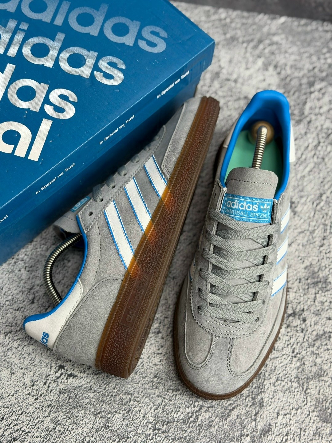 кроссовки adidas spezial,кроссовки adidas handball spezial,кроссовки adidas originals handball spezial,adidas originals handball spezial,adidas moscow кроссовки spezial