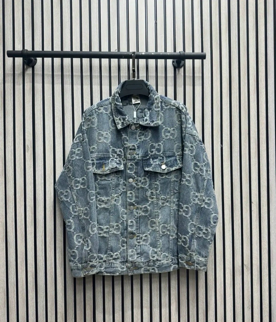 джинсовая куртка,джинсовая куртка balenciaga,куртка мужская джинсовая,куртка джинсовая louis vuitton
